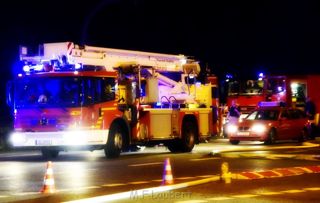 Grossbrand Halle Troisdorf Kriegsdorf Junkersring P677.JPG - Miklos Laubert